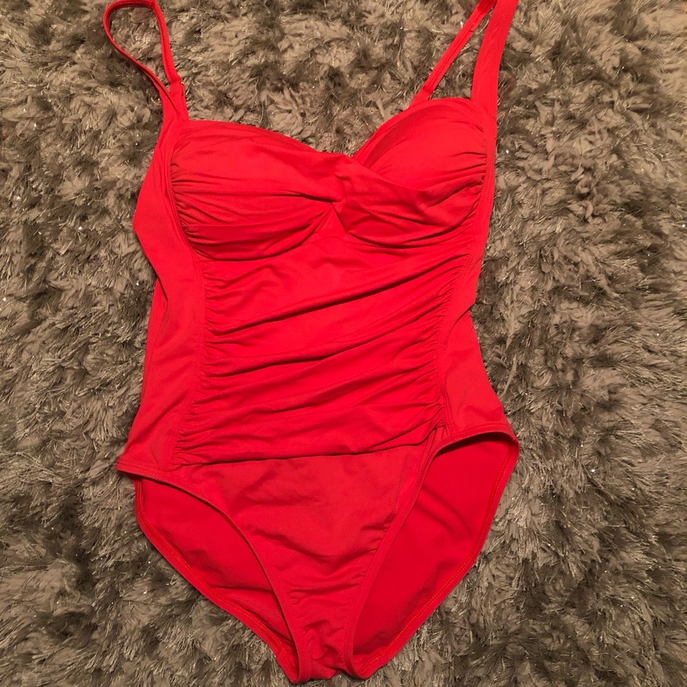 Swimsuit - Picture 6 of 6